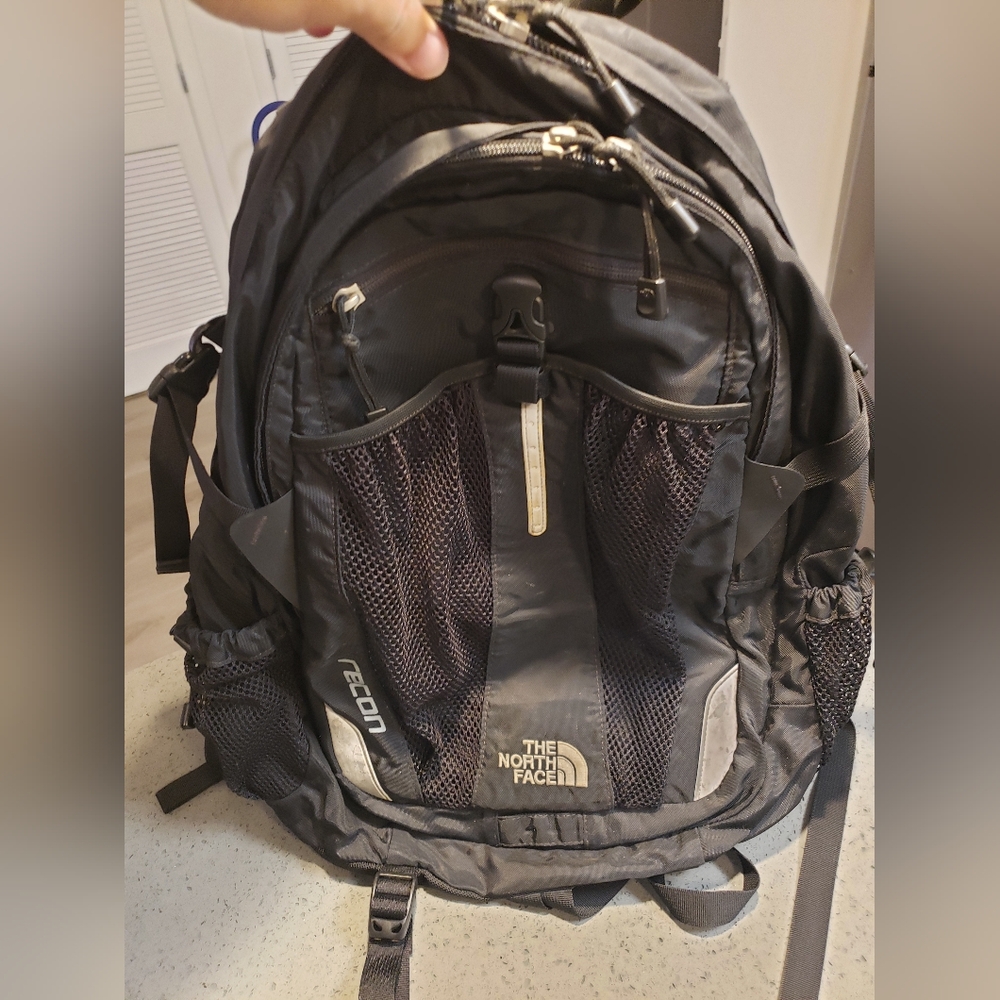 The North Face Men's Gray and Black Backpack